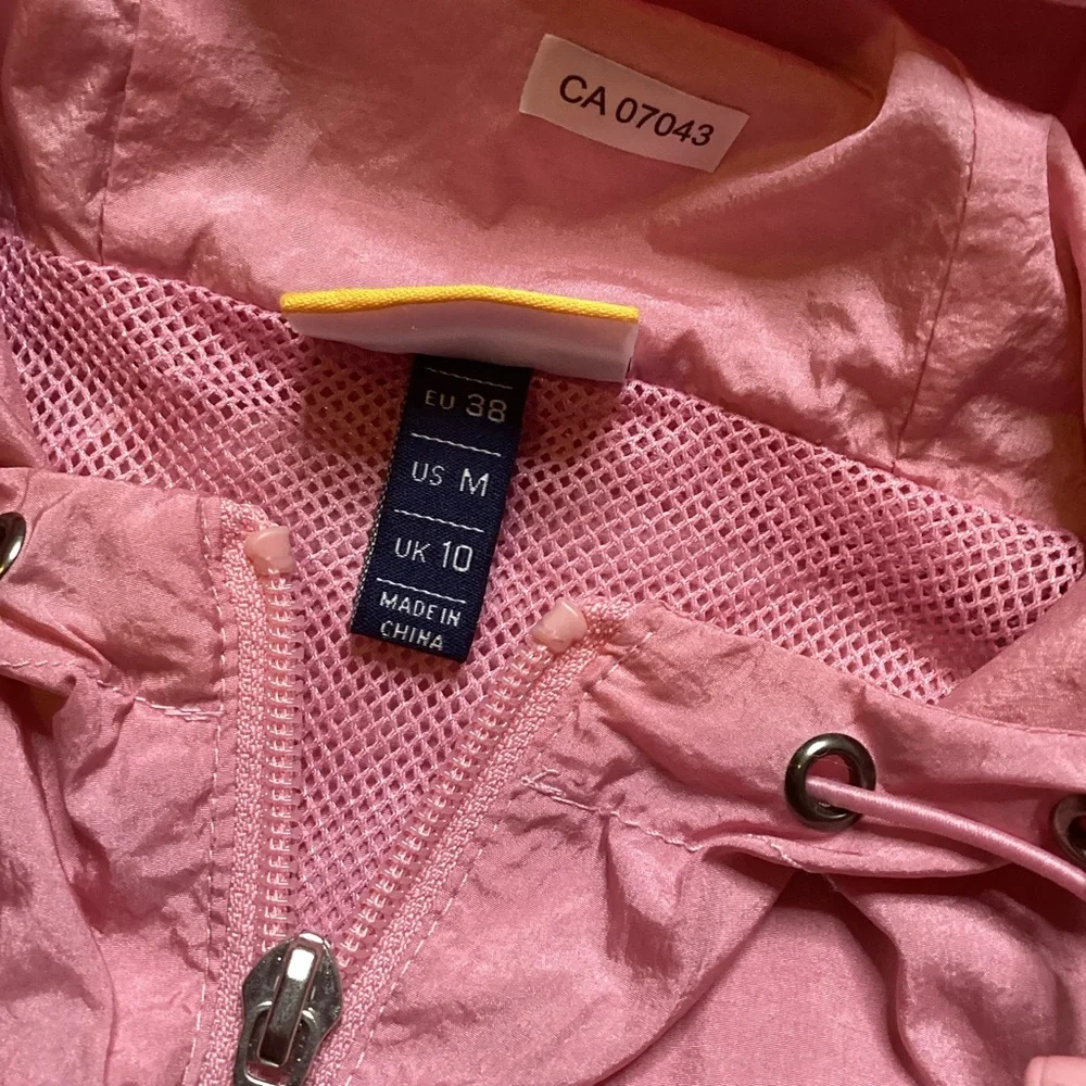Ellesse Tonvilli Windbreaker Jacket Anorak Hoody Hooded Pink Medium Kangaroo - Picture 7 of 9